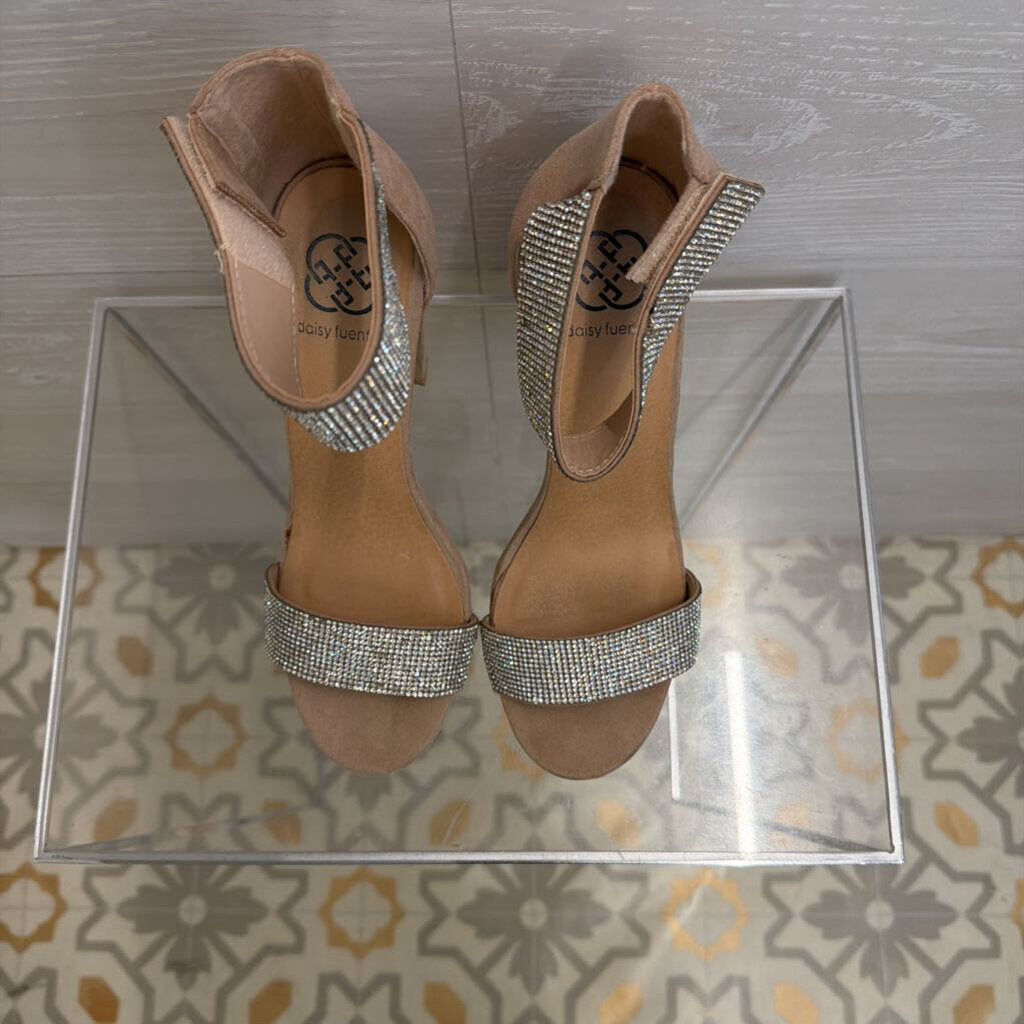 Daisy Fuentes Beige/ Silver Rhinestone Ankle Strap Block Heels 7.5