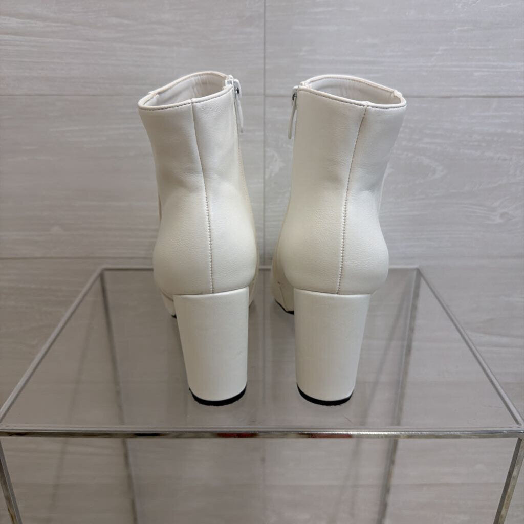 Dream Paris White Sianna Ankle Boots 8