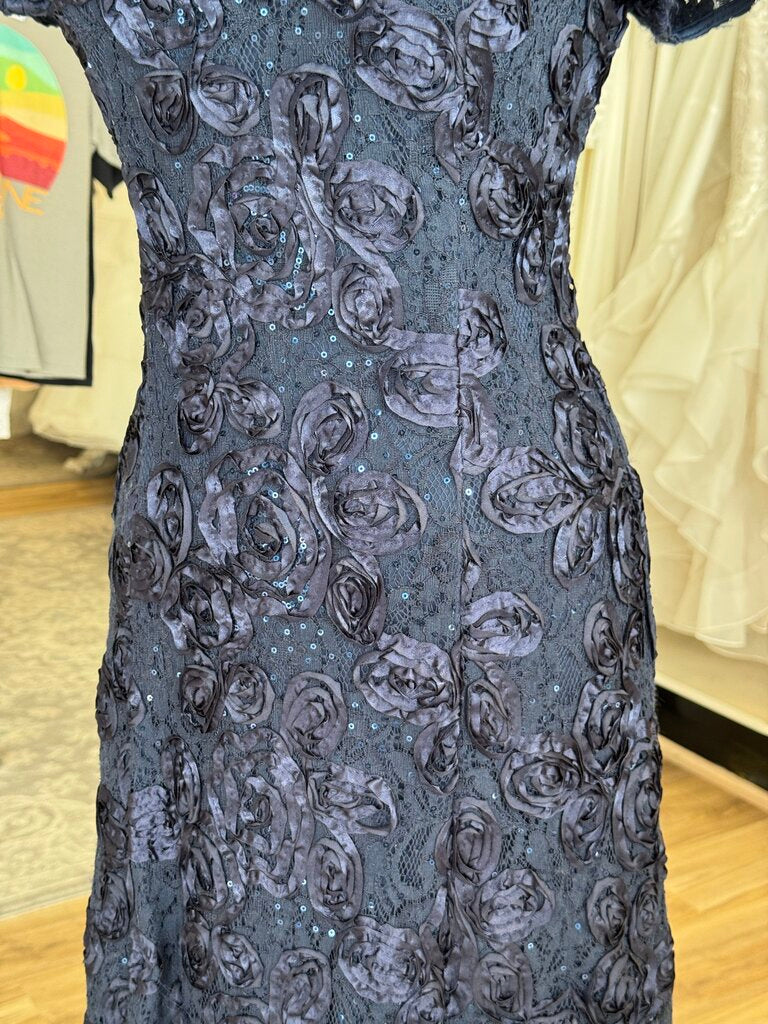 Alex Evenings Navy Rosette Lace Short Sleeve Long Formal Dress 8