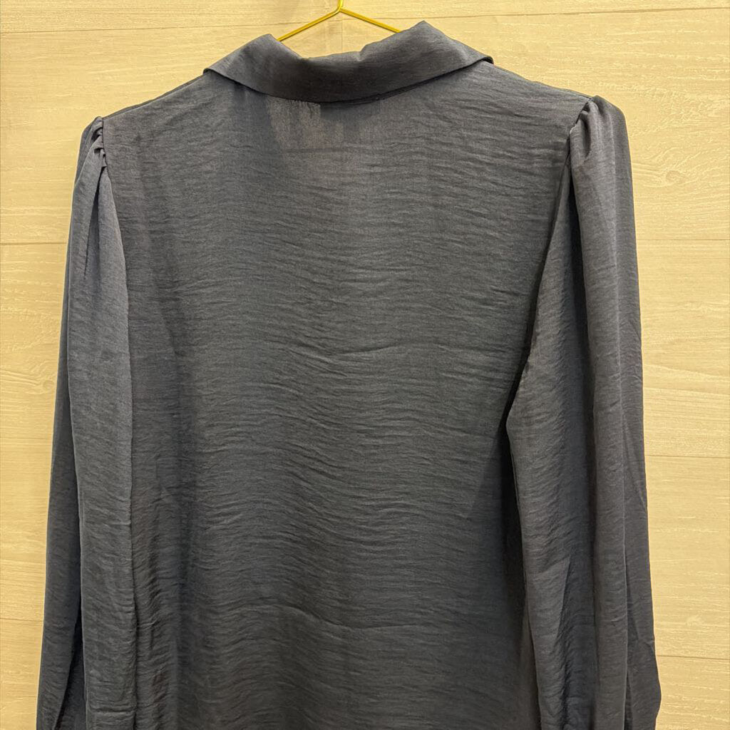 Alex and Lili Navy Long Sleeve Pearl Button Down Top Small