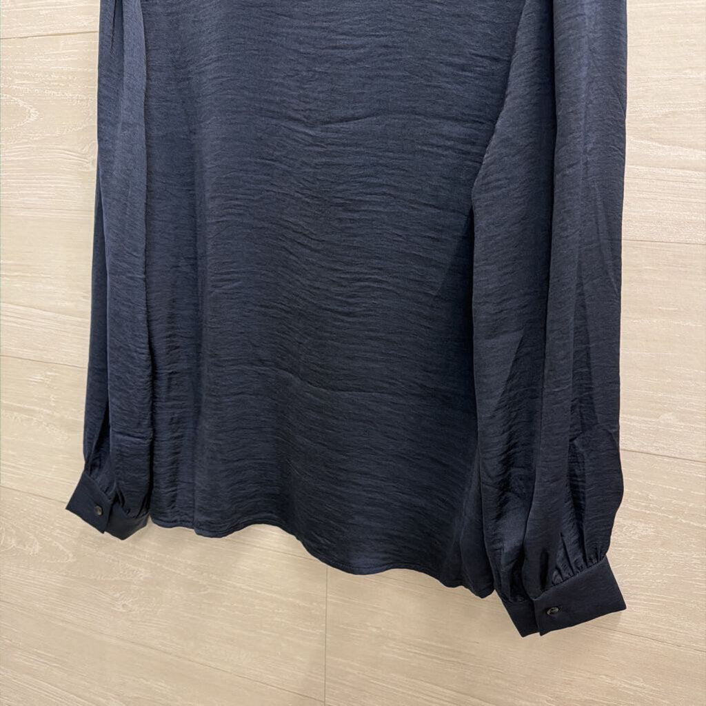 Alex and Lili Navy Long Sleeve Pearl Button Down Top Small