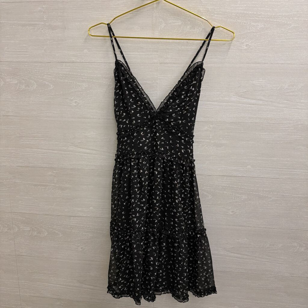 She and Sky Black/ White Print Dress Small