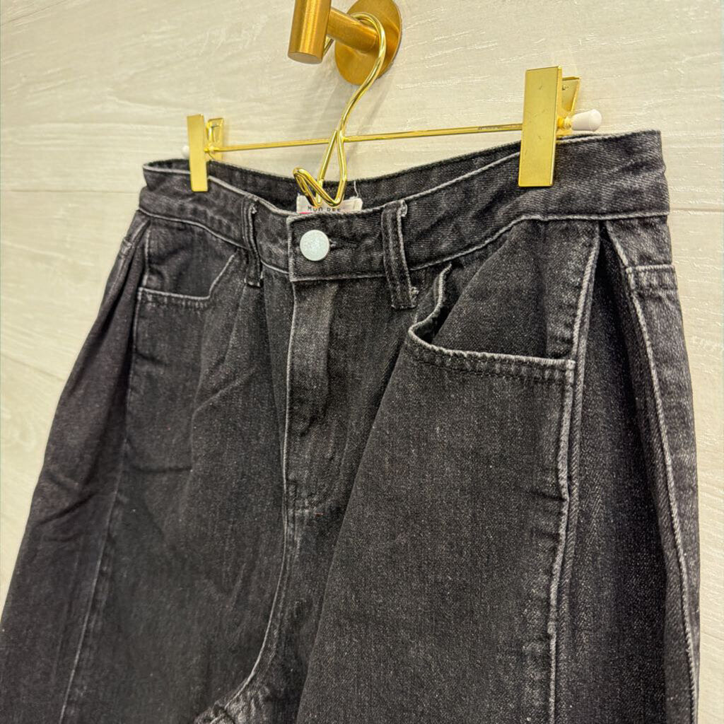 Mod Ref Black Denim Jorts Medium