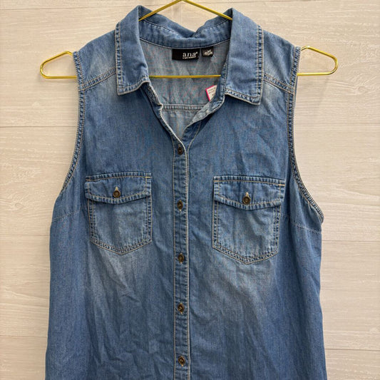 Ana Blue Chambray Sleeveless Button Down Top Large