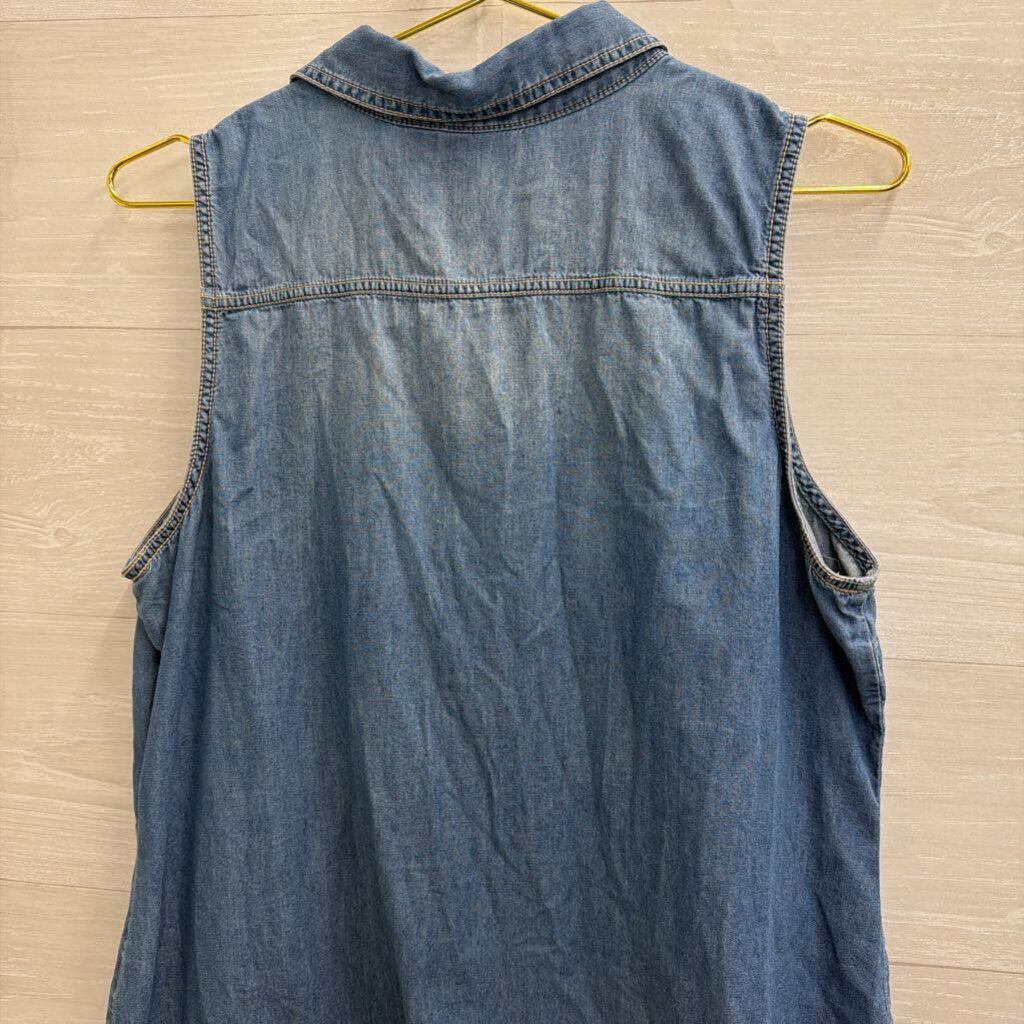 Ana Blue Chambray Sleeveless Button Down Top Large