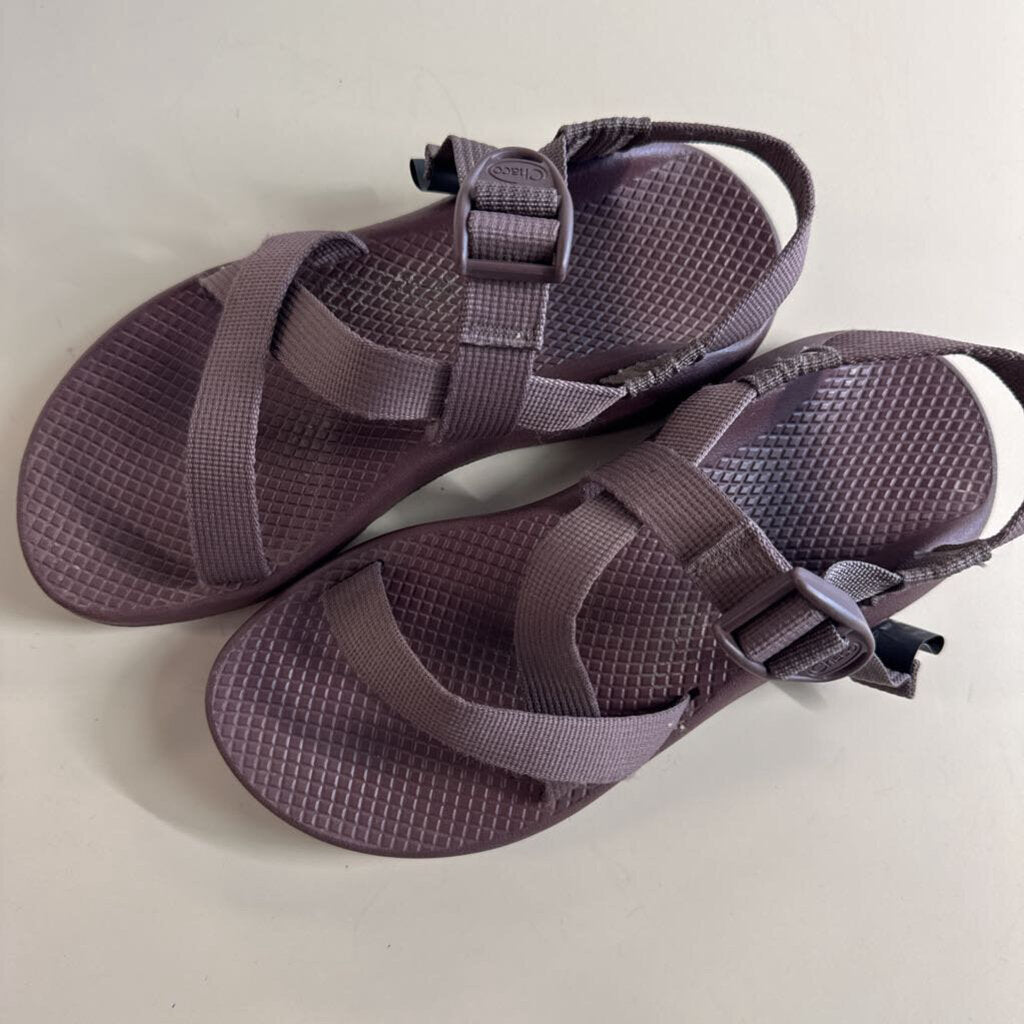 Chaco Brown Classic Sandals 7