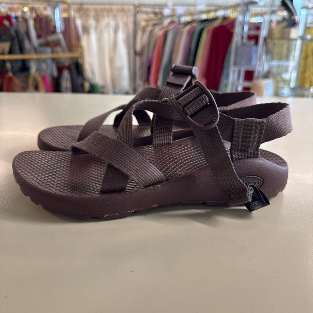 Chaco Brown Classic Sandals 7