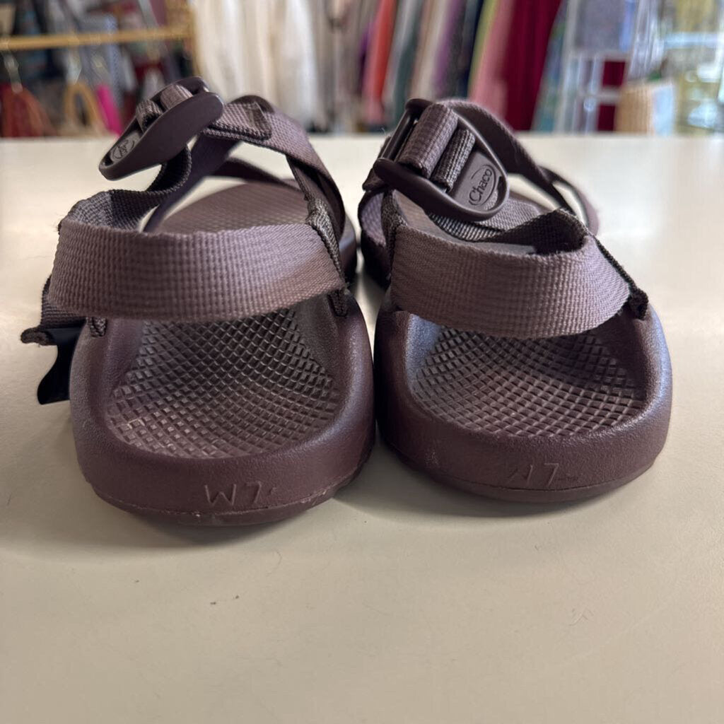 Chaco Brown Classic Sandals 7