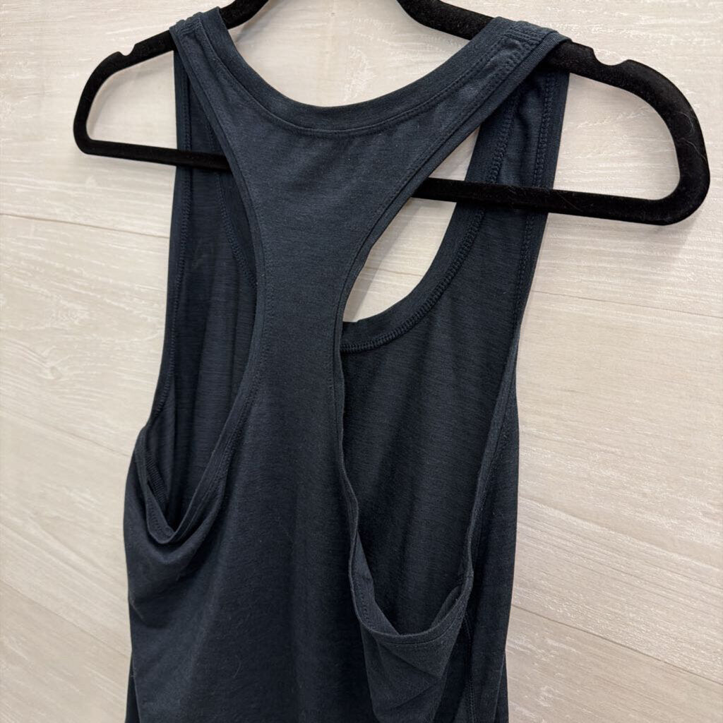 Vuori Navy Soft Tank Top Medium