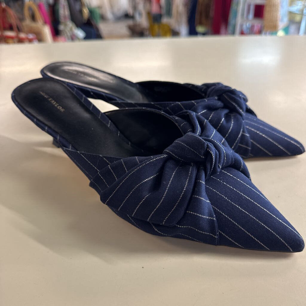 Ann Taylor Navy/ Silver Pin Stripe Point Toe Slip On Heels 9.5