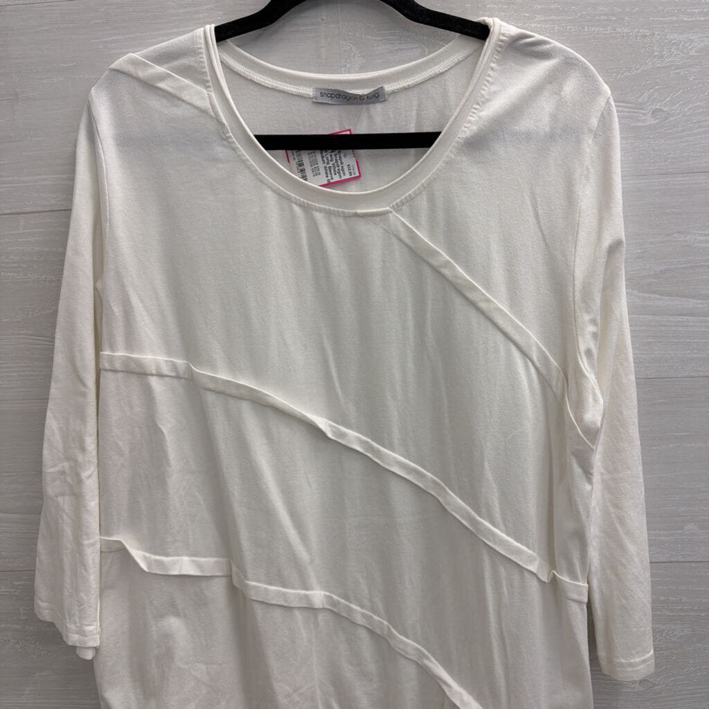 Snapdragon and Twig White Tiered Long Sleeve Top Medium