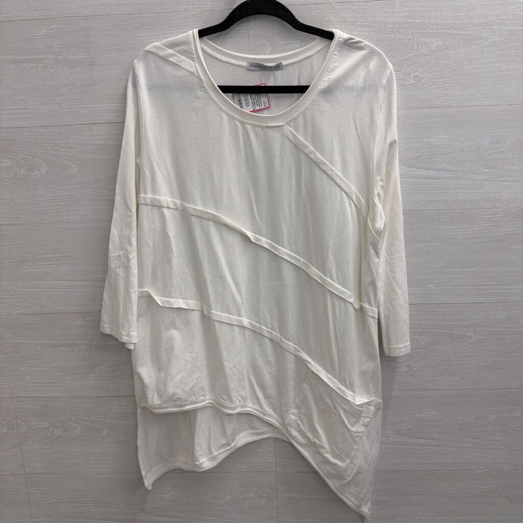 Snapdragon and Twig White Tiered Long Sleeve Top Medium