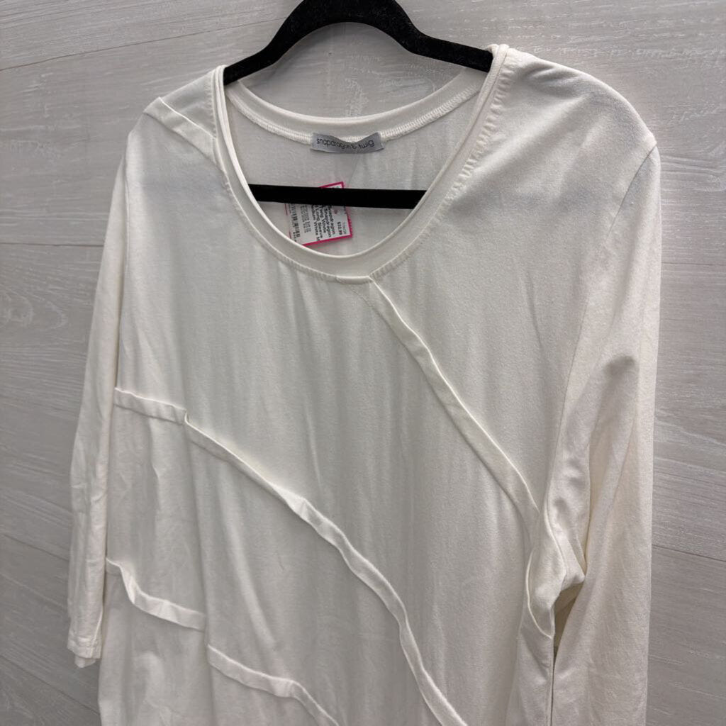 Snapdragon and Twig White Tiered Long Sleeve Top Medium