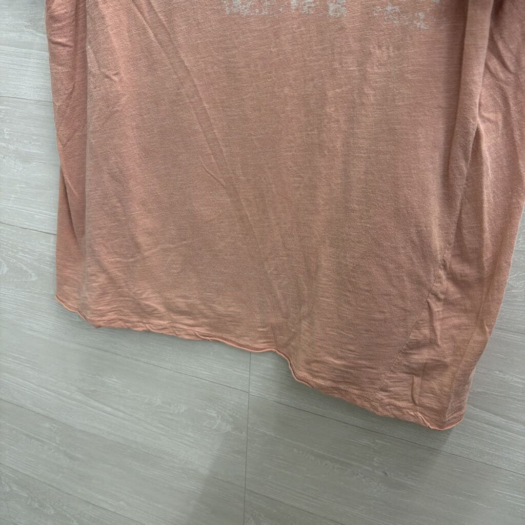 Magnolia Pearl Pink Groovy Love Short Sleeve Tee One Size