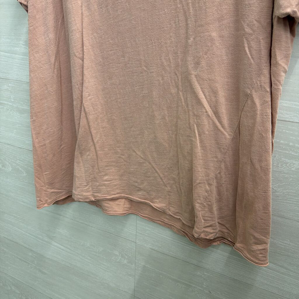 Magnolia Pearl Pink Groovy Love Short Sleeve Tee One Size
