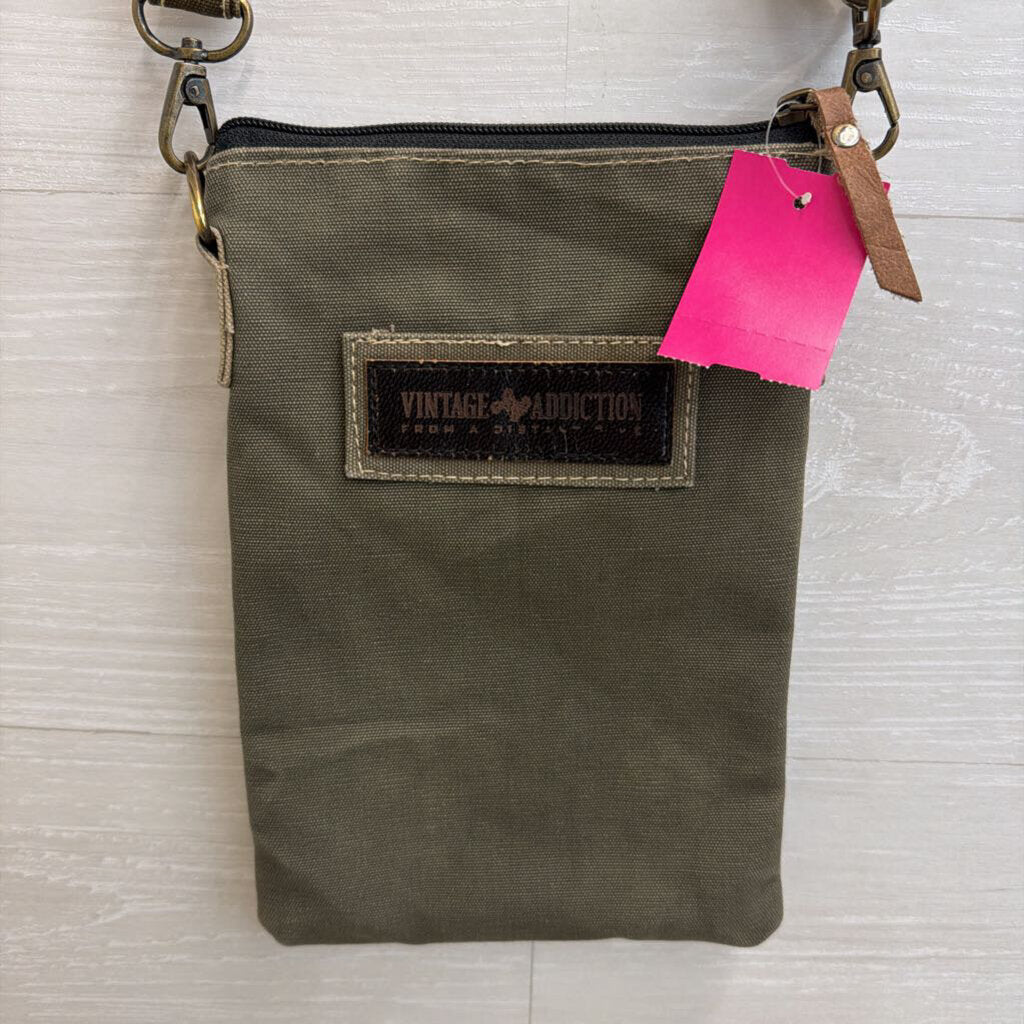 Vintage Addiction Grey/ Multi Dream Big Graphic Crossbody Purse