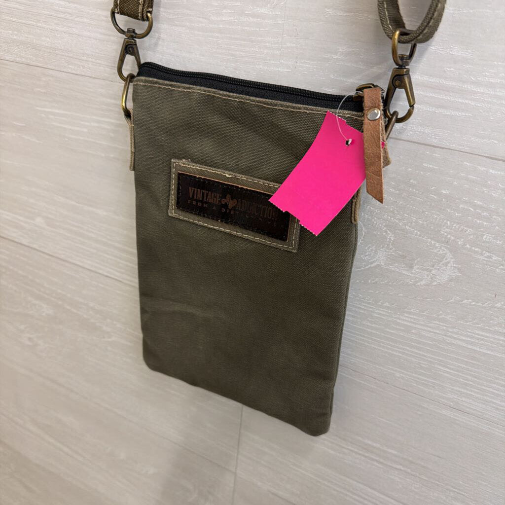 Vintage Addiction Grey/ Multi Dream Big Graphic Crossbody Purse