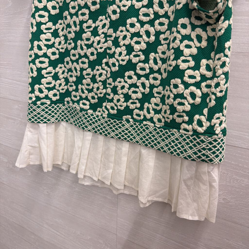 VOY Green/ Cream Textured Print Short Sleeve Top Medium