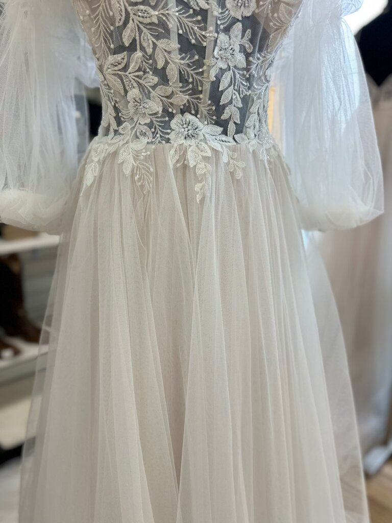 Stella York Ivory Beaded Lace Long Sleeve Bridal Gown 24