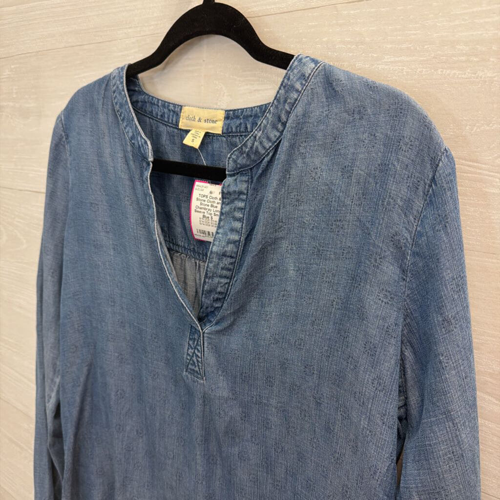 Cloth and Stone Blue Chambray Long Sleeve Top Small