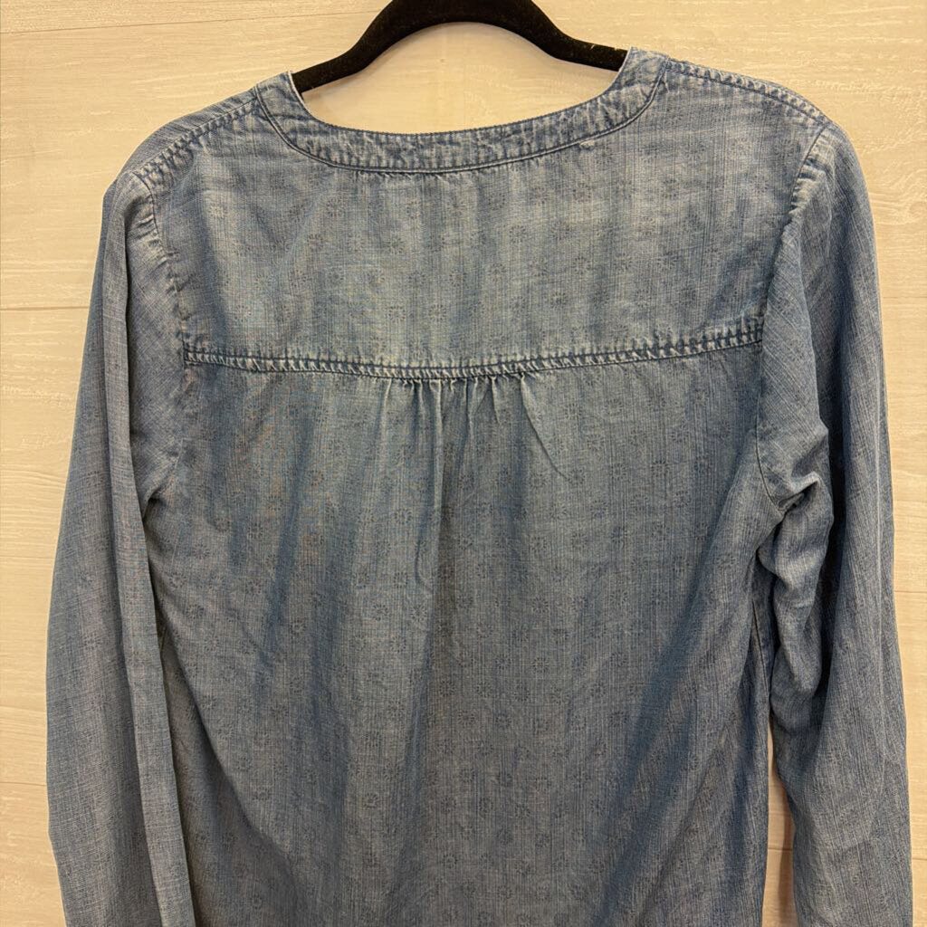 Cloth and Stone Blue Chambray Long Sleeve Top Small