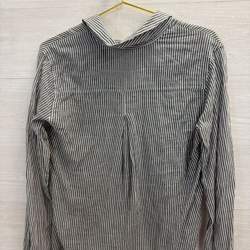 Cloth and Stone Grey/ White Striped Long Sleeve Button Down Top Small
