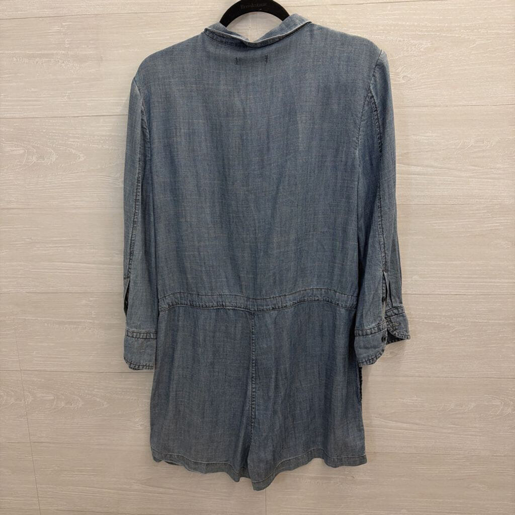 Level 99 Blue Chambray Long Sleeve Button Front Romper Small