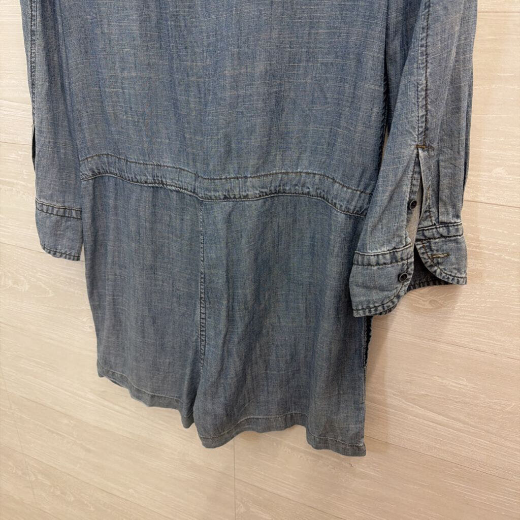 Level 99 Blue Chambray Long Sleeve Button Front Romper Small