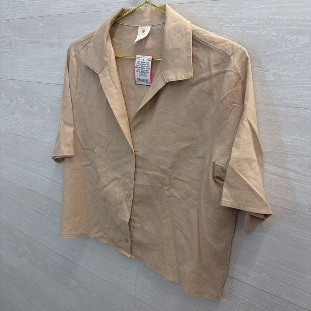 Shade and Shore Beige Short Sleeve Button Down Top/ Shorts Set XS/ S