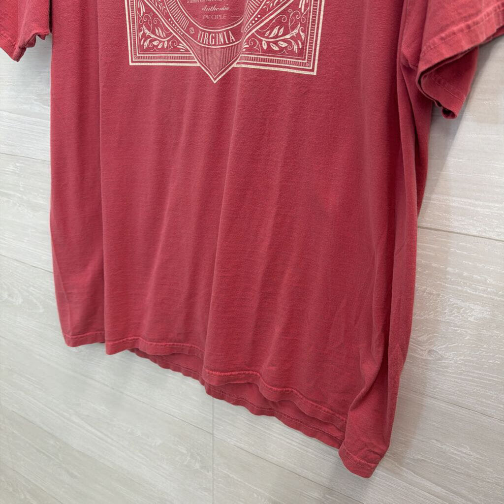 Brick Red Yorktown Short Sleeve Graphic Tee Large