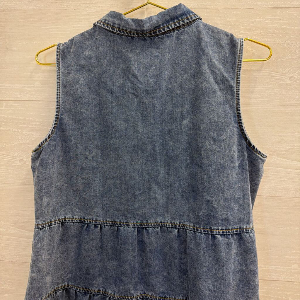 Medium Wash Sleeveless Button Front Dress Medium