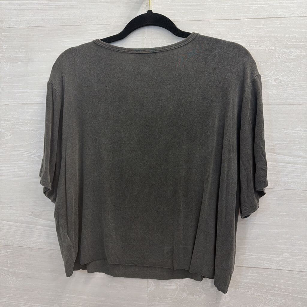 Originality Grey Cropped West Coast Graphic Tee Medium