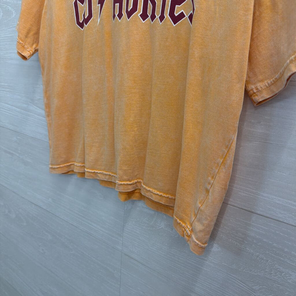 ChickaD Orange Cropped Go Hokies Short Sleeve Graphic Tee Medium
