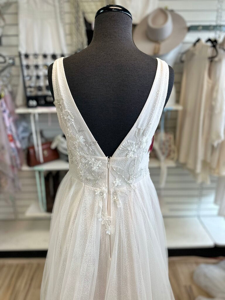 Sparkly Boho Ivory Wildflower Bridal Gown 10