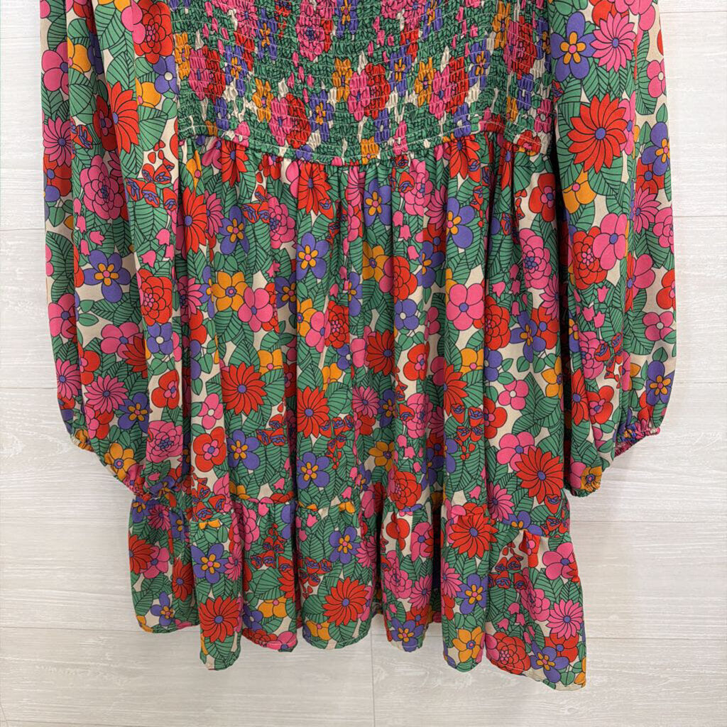 Entro White/ Multi Floral Print Long Sleeve Smocked Top Dress 2X