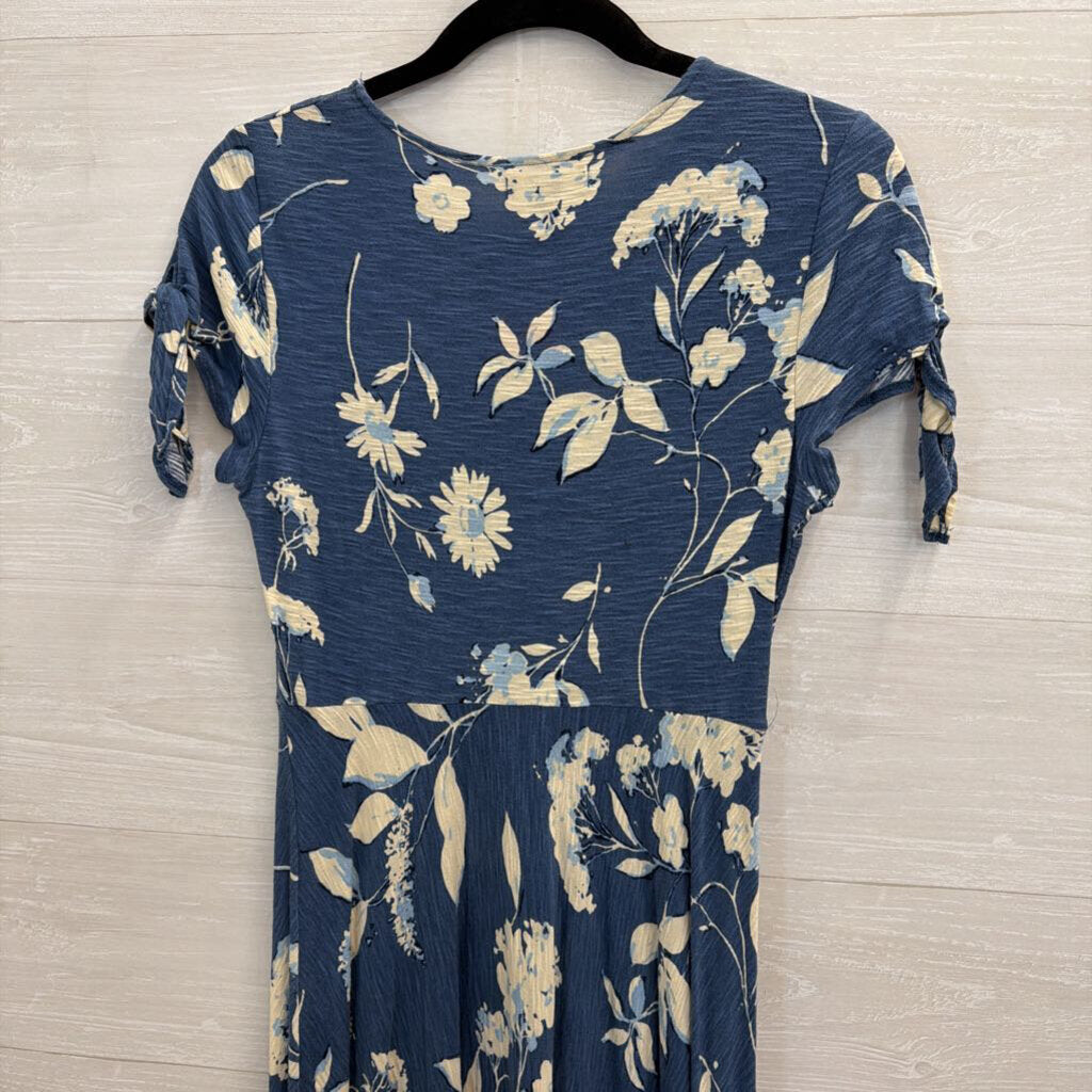Chaps Blue/ White Print Short Sleeve Maxi Dress Small