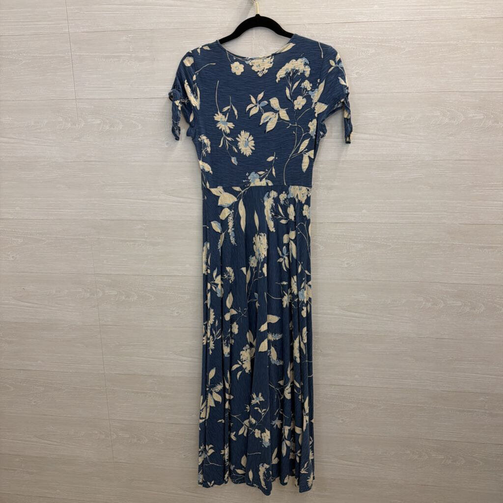 Chaps Blue/ White Print Short Sleeve Maxi Dress Small