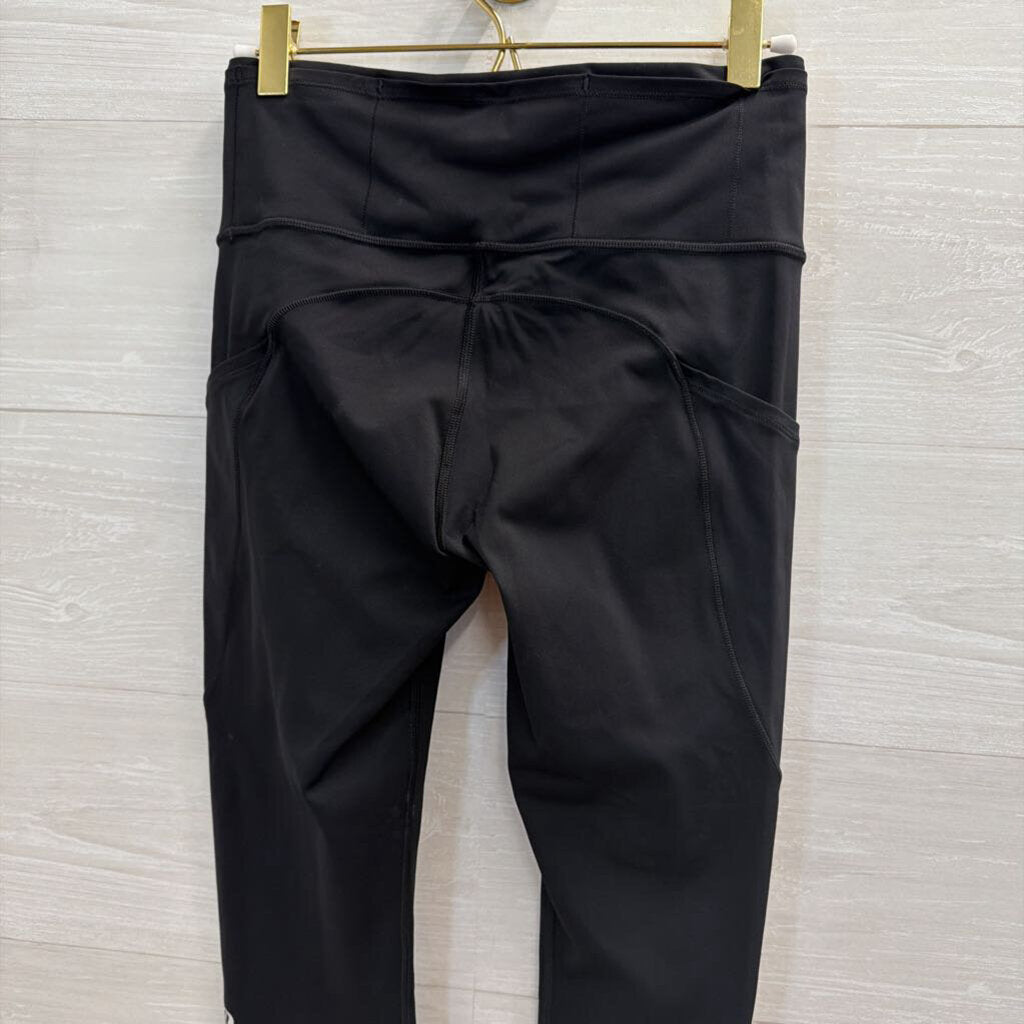Lululemon Black Cropped Athletic Leggings 6