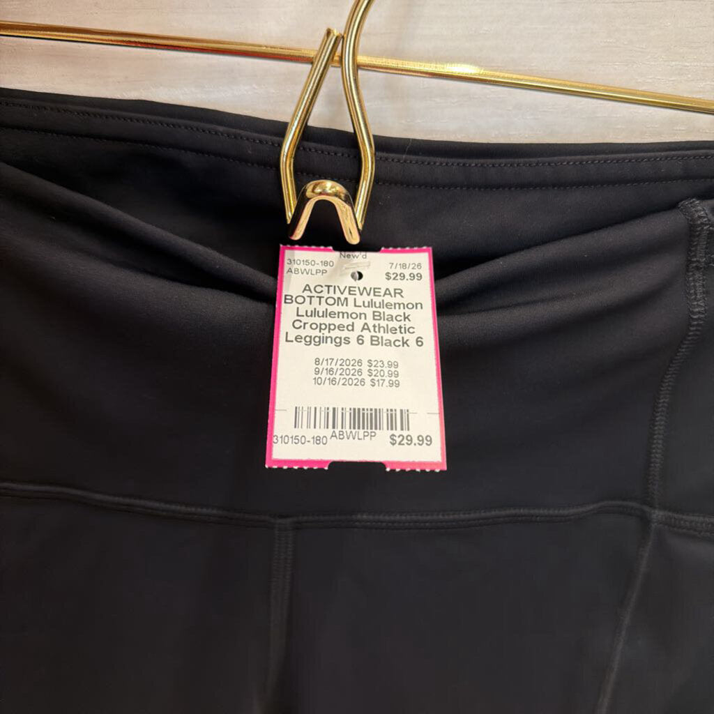 Lululemon Black Cropped Athletic Leggings 6