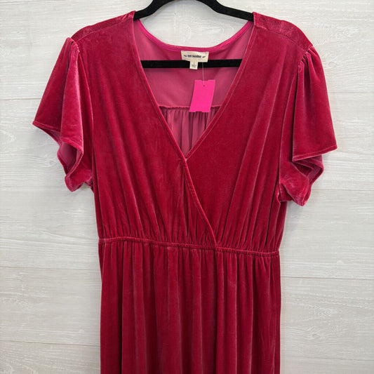 ee some Pink Velour Short Sleeve Maxi Dress Large