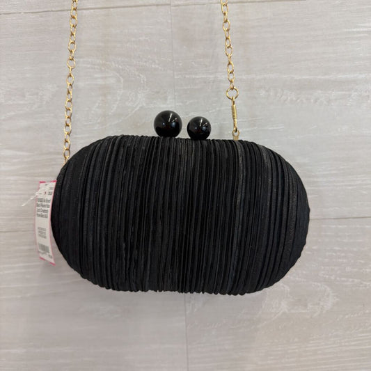 Black Pleated Kiss Lock Crossbody Purse
