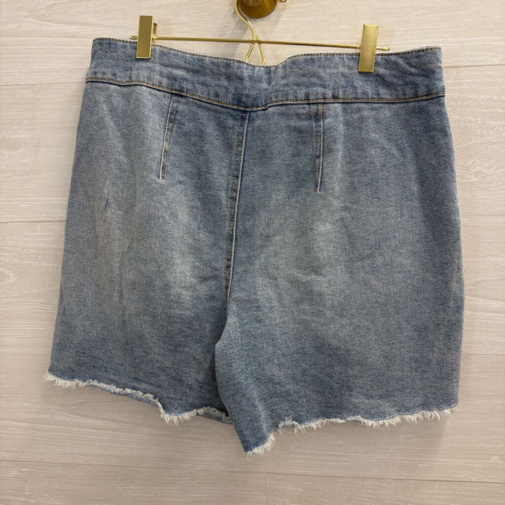 Wild Fable Light Wash High Waisted Denim Shorts 12