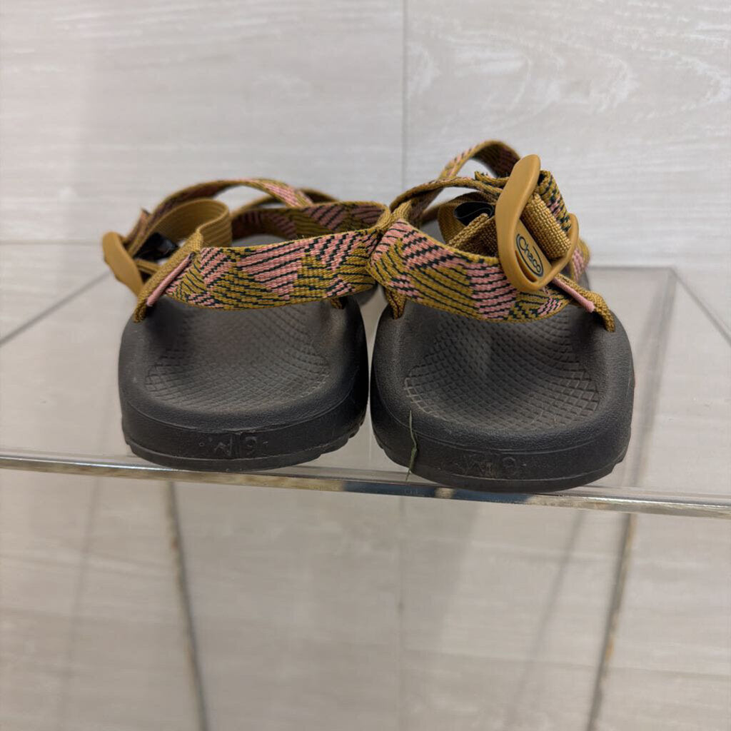 Chaco Grey/ Green/ Pink Print Strap Classic Sandals 9
