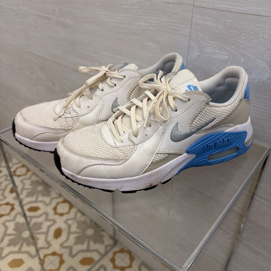 Nike White/ Blue Air Max Excee Sneakers 9