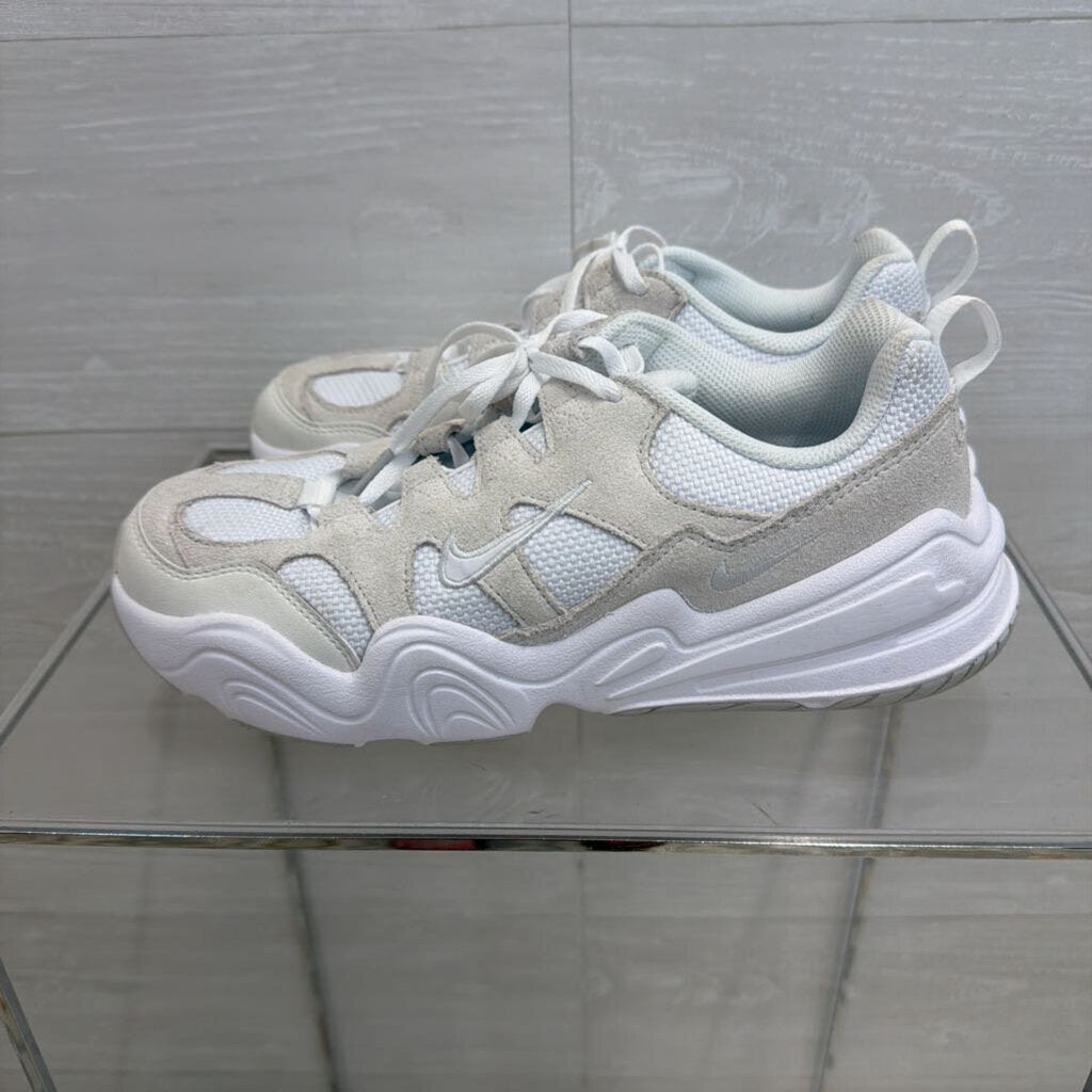 Nike White Tech Hera Sneakers 9