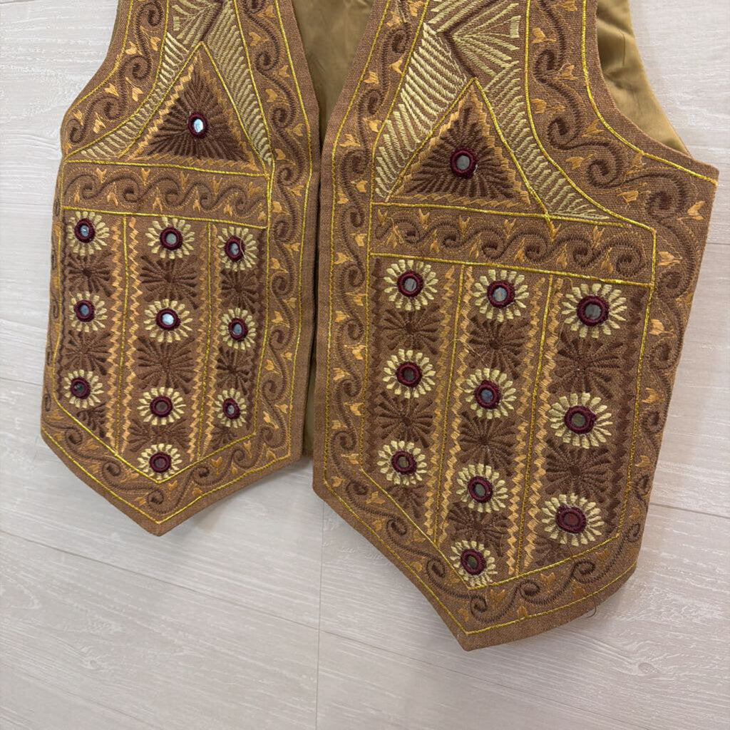 Brown Embroidered Vest Top Medium/ Large