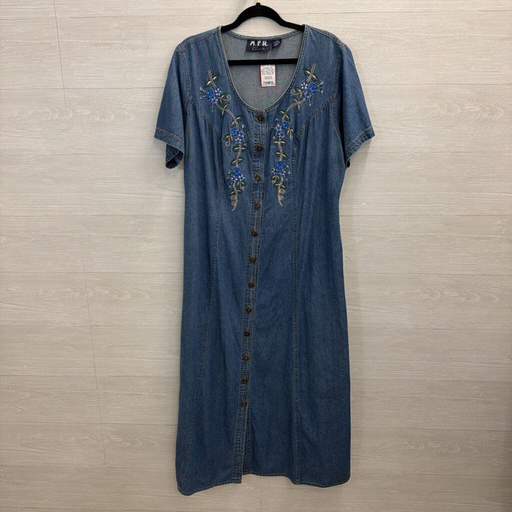 Vintage MPH Embroidered Denim Short Sleeve Midi Dress 2X