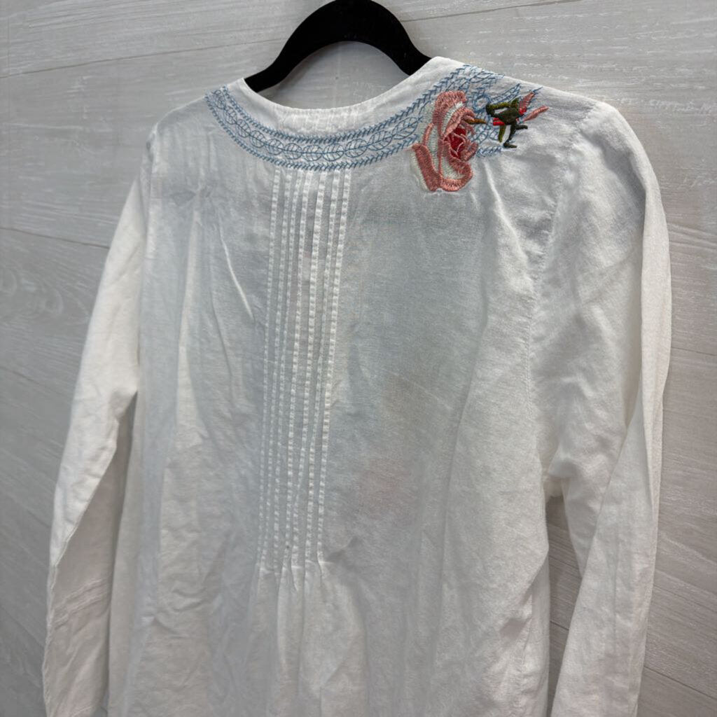 WE White/ Multi Embroidered Long Sleeve Top Small