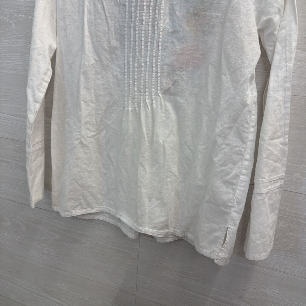 WE White/ Multi Embroidered Long Sleeve Top Small