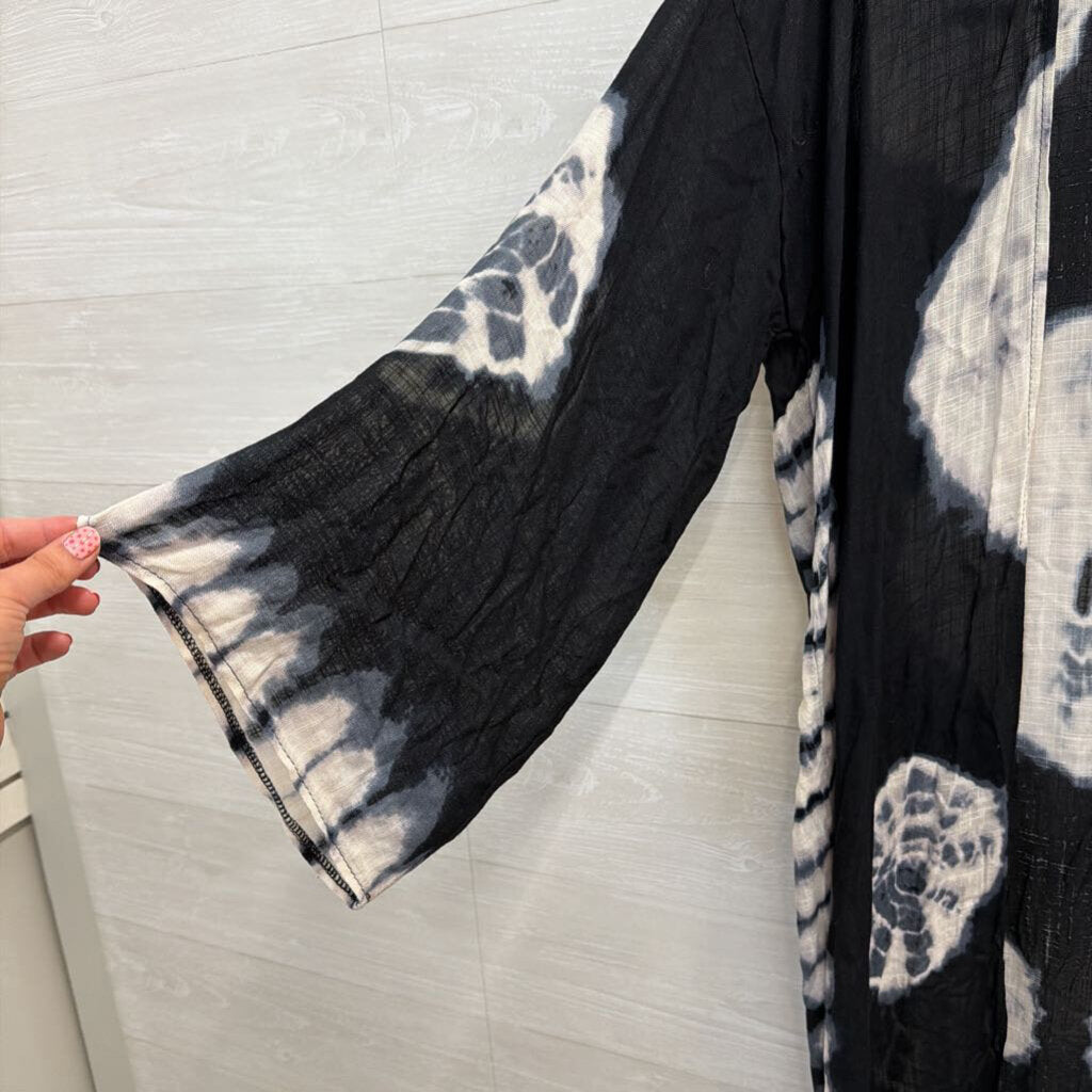 Free People Black/ White Print Long Sleeve Duster Kimono Top One Size